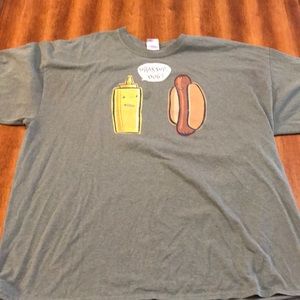Hot dog graphic shirt